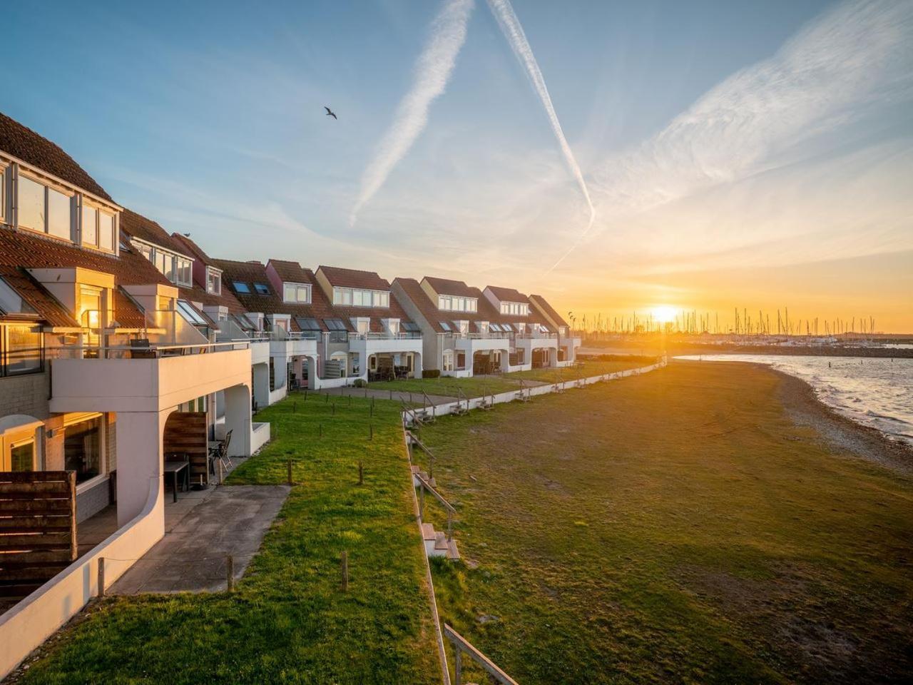Hotel Landal Port Greve Brouwershaven Esterno foto